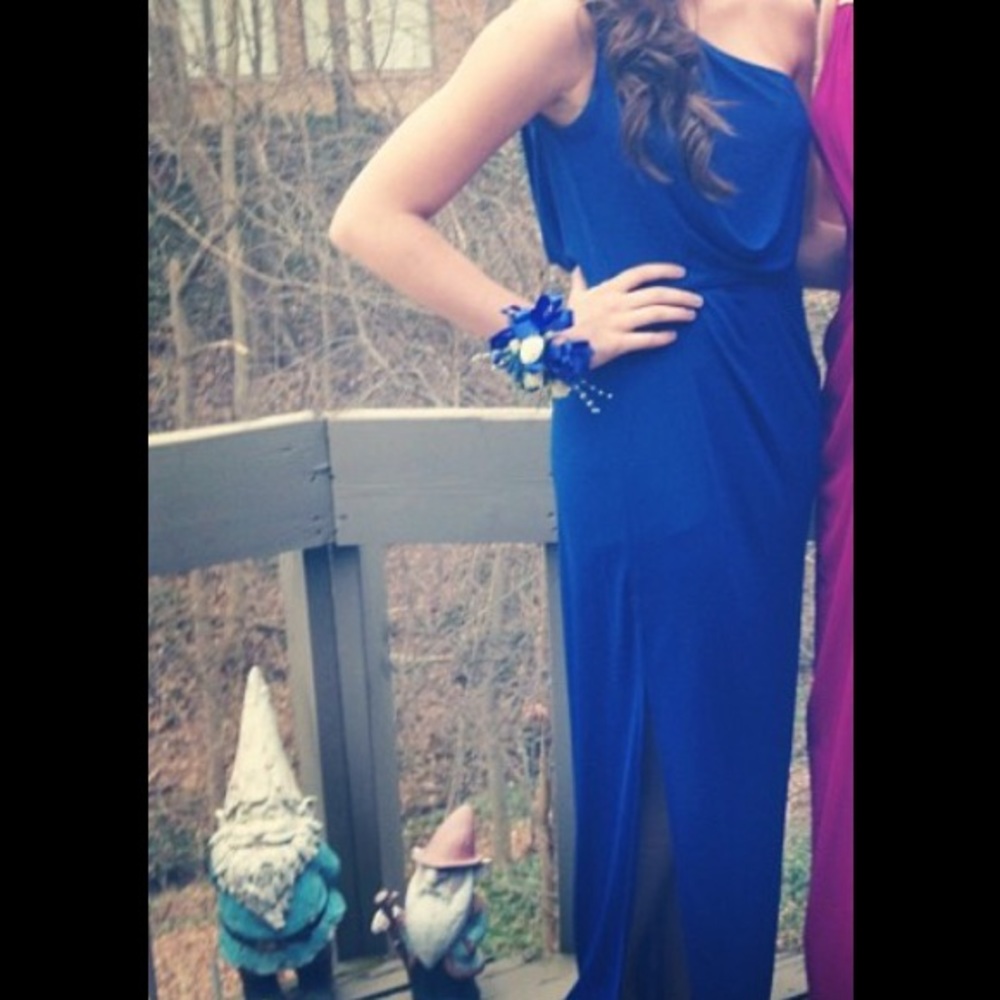 BCBG Dress!!