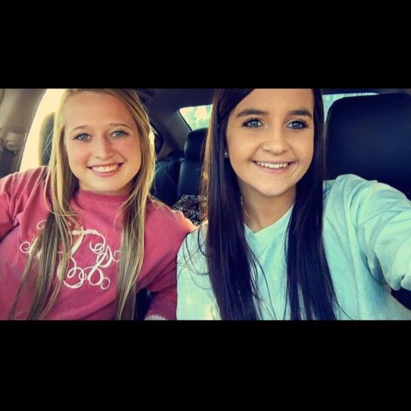 Meet your Posher, Kelley - Picture 1 of 1