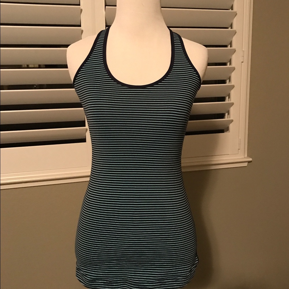 Lululemon cool racerback tank size 4
