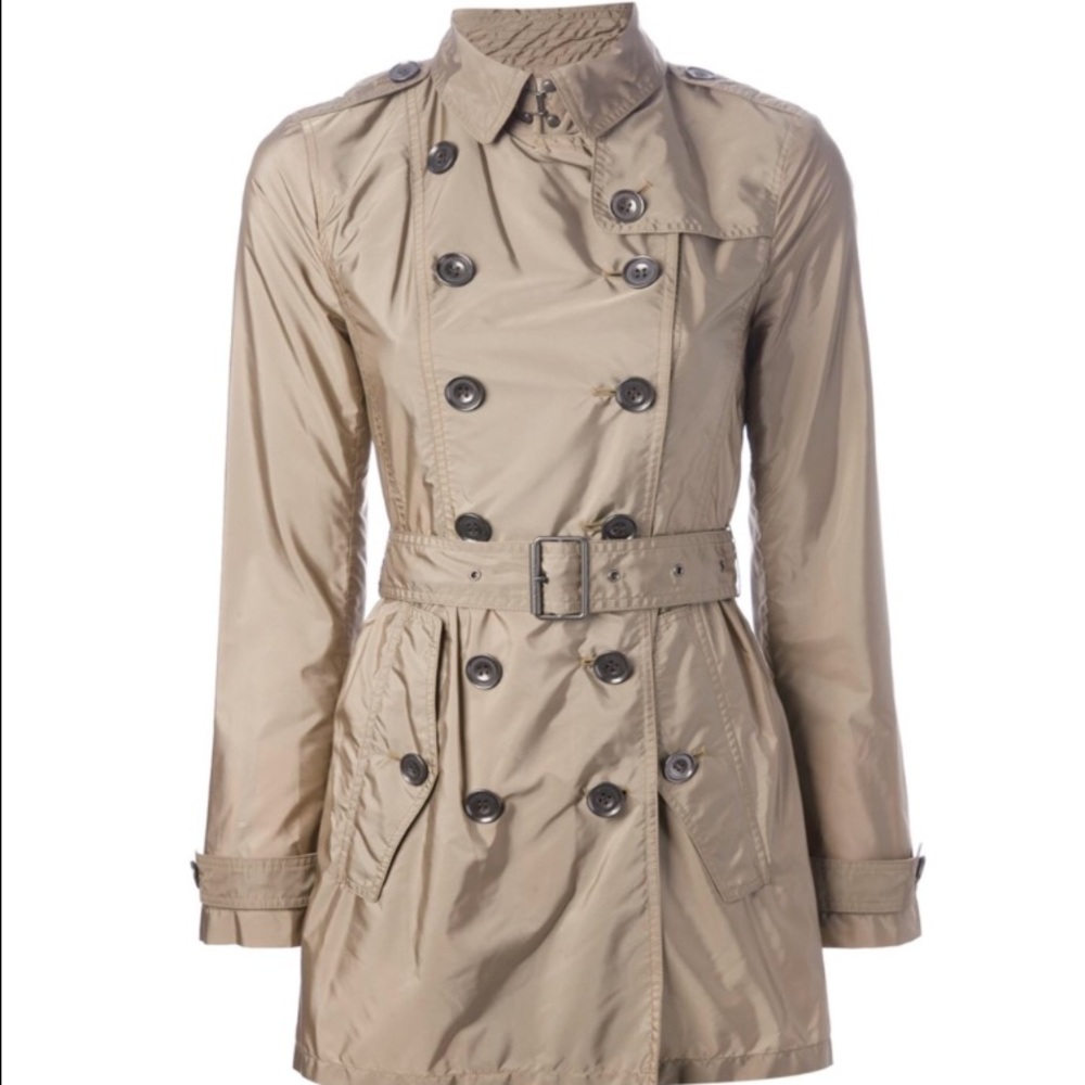 BURBERRY BRIT LIGHTWEIGHT TRENCH COAT taking offer