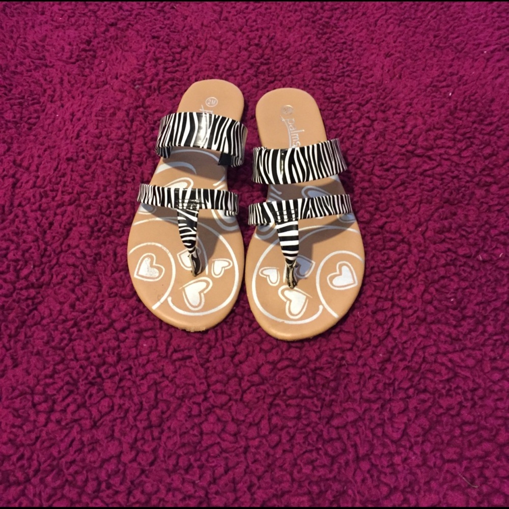 Girls sandals