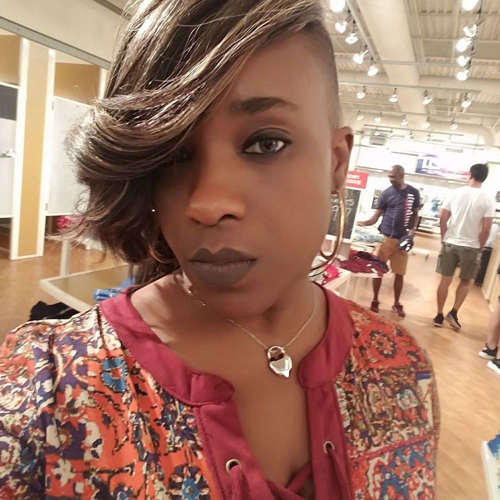 Meet your Posher, Kina