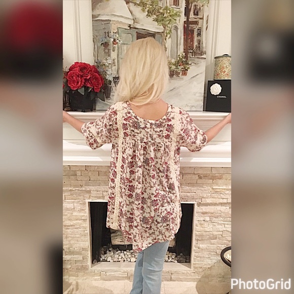 LAST 1🌸Beautiful crochet detail ivory tunic! - Picture 5 of 5