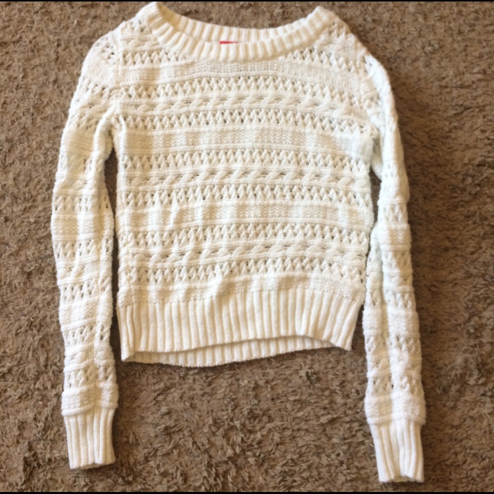 A bongo sweater