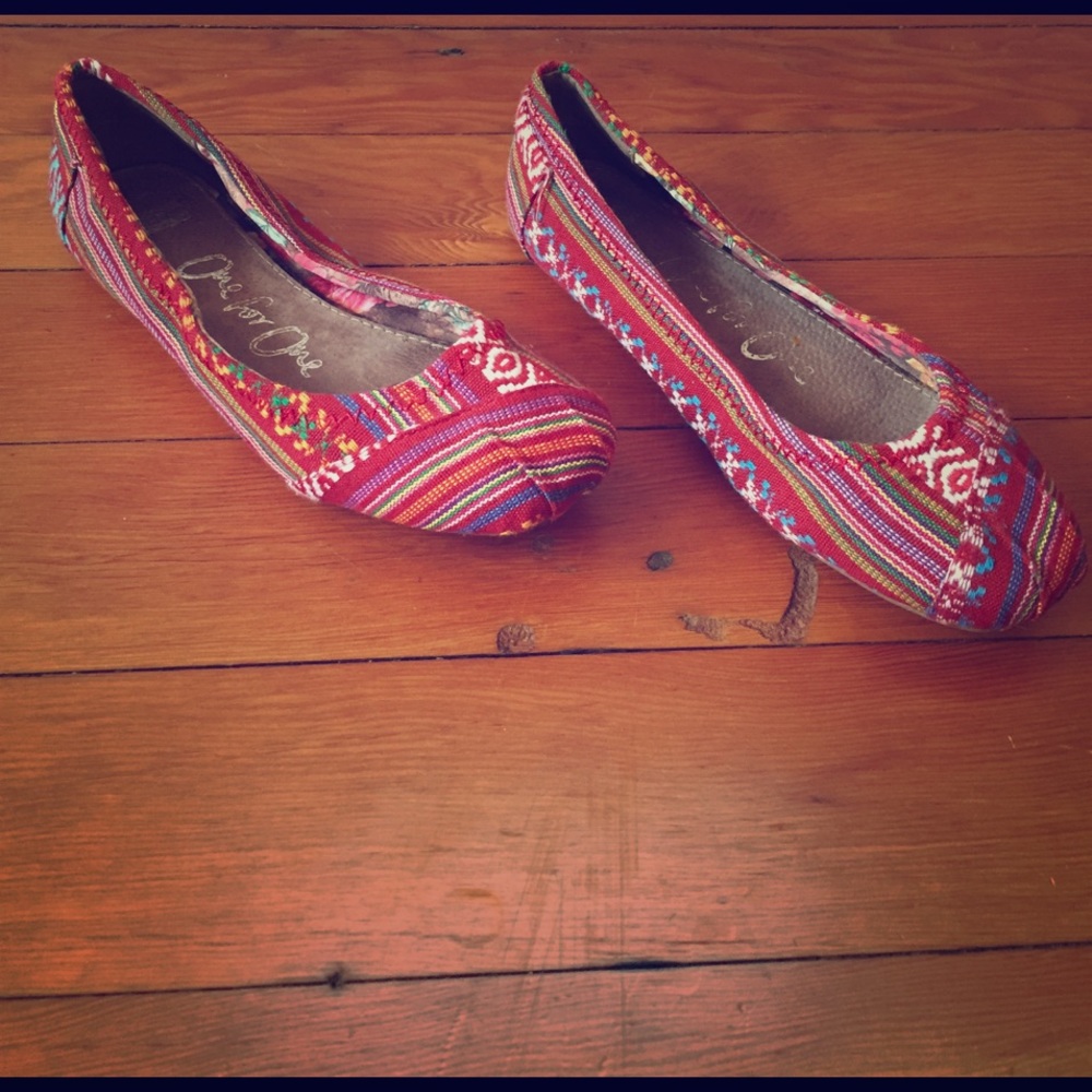 Cute Toms flats Eur 36/US 6
