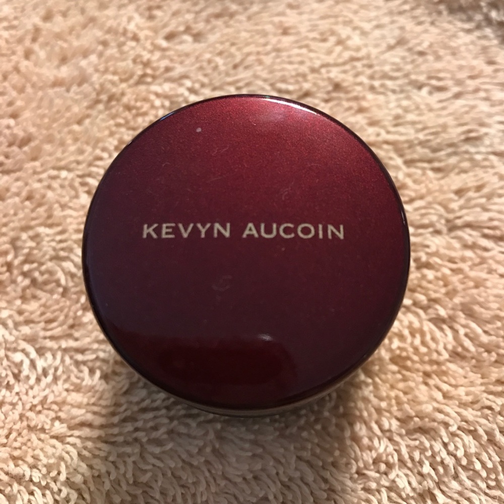 Kevyn Aucoin Sensual Skin Enhanser