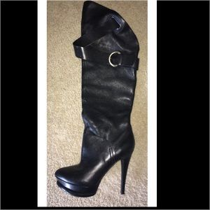 Marciano Guess black leather platform boots nwob