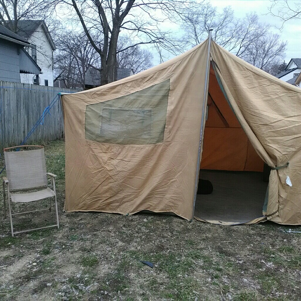 USA canvas walled tent