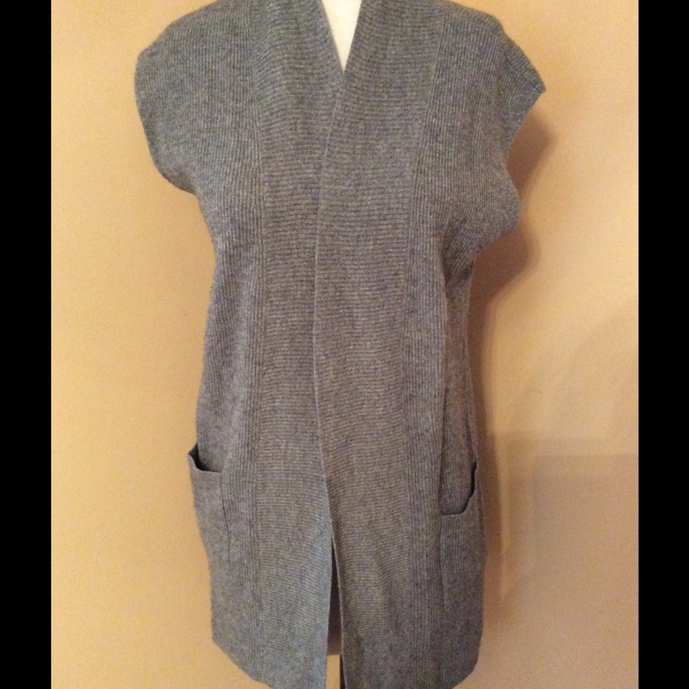 Armani Collezioni cashmere long sweater size 4