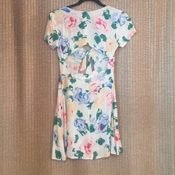 Floral dress - Picture 4 of 4