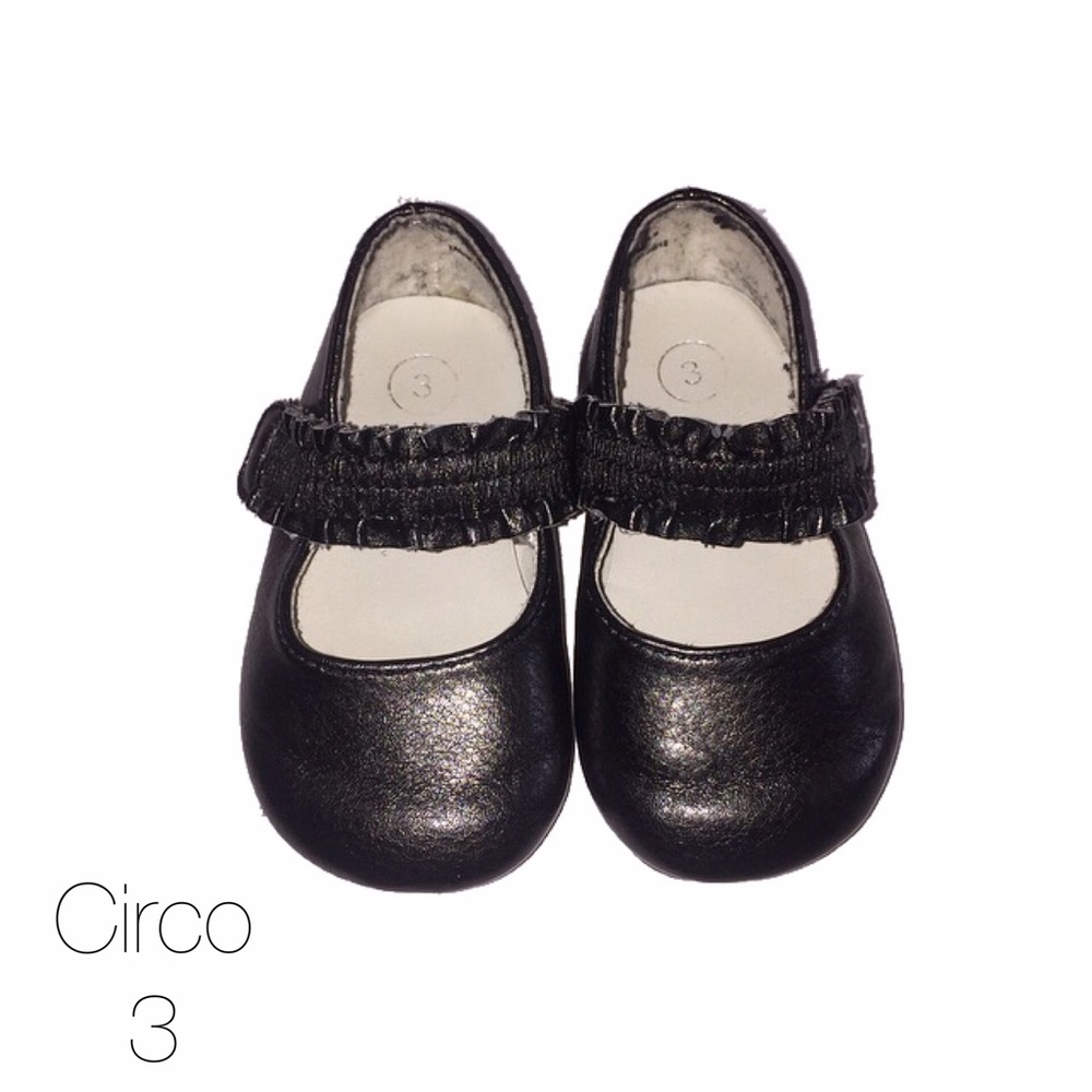Circo Black Matte Dress Shoes Size 3