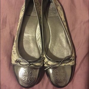 Tory Burch ballet flat