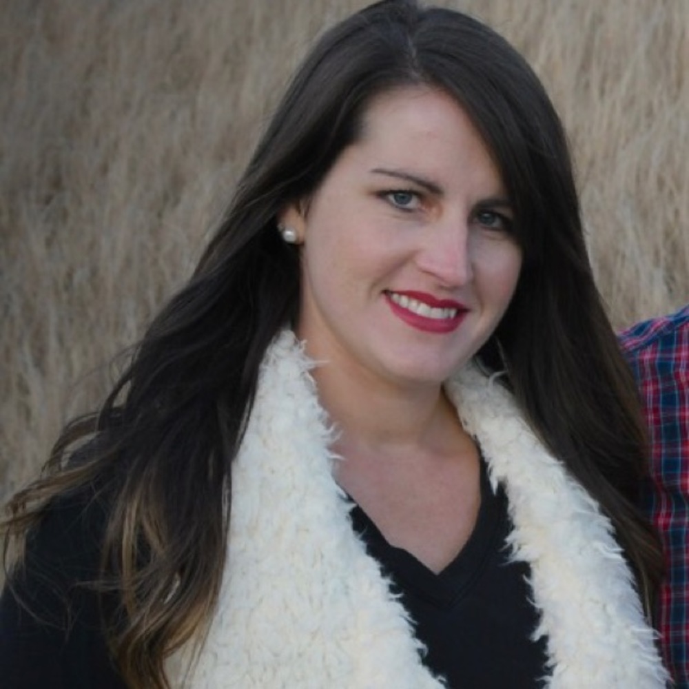 Meet your Posher, Elizabeth