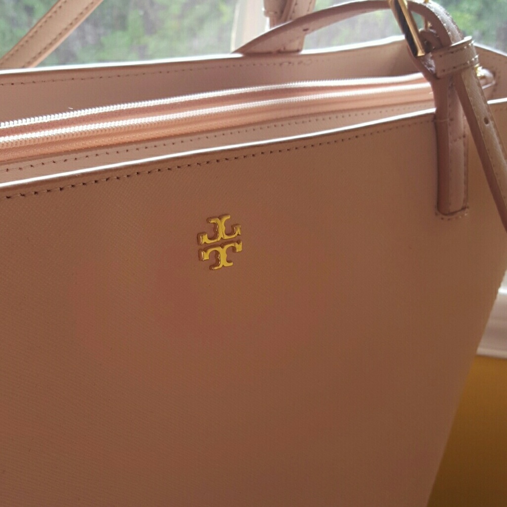 Purse. - Picture 2 of 4