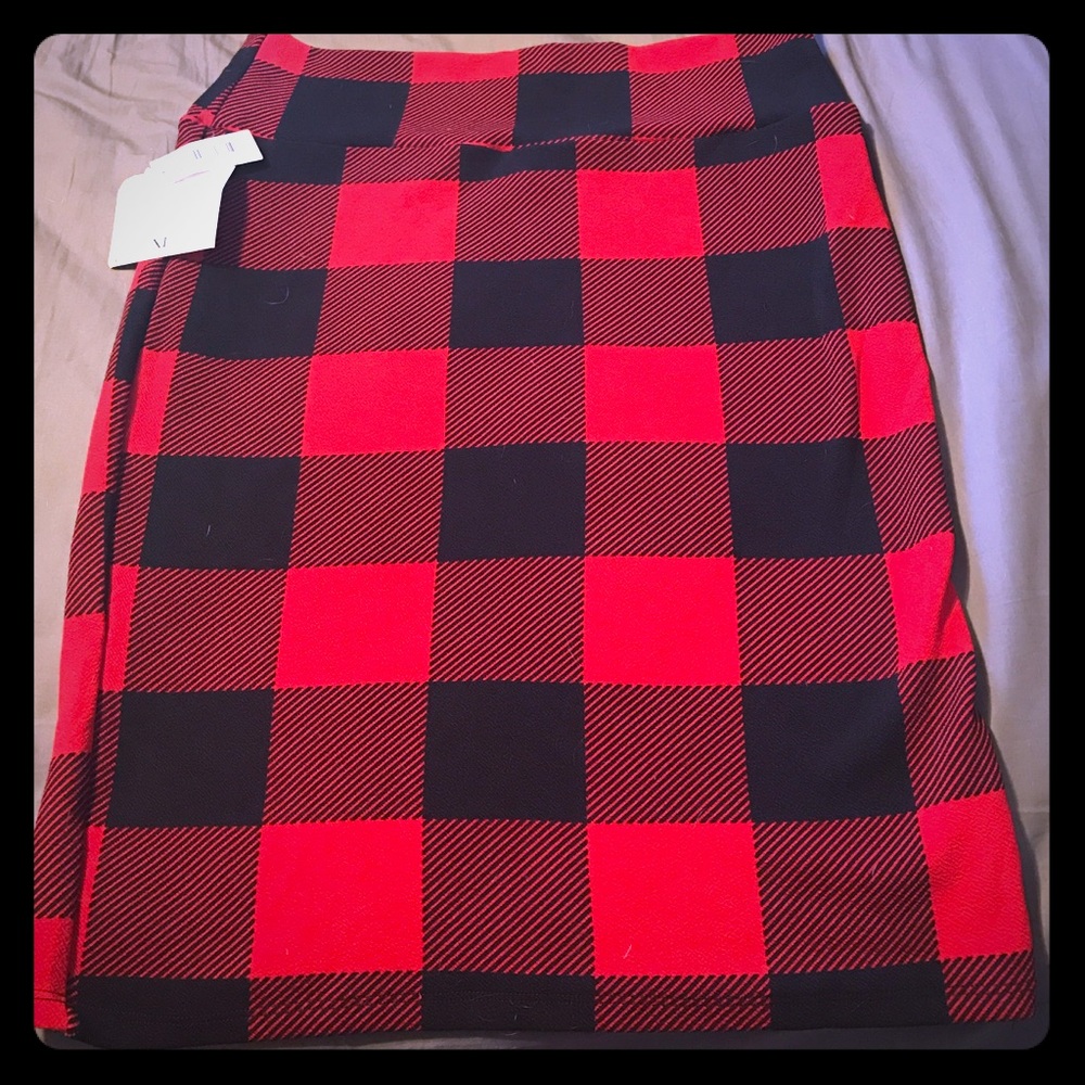 Lula Roe Cassie Skirt