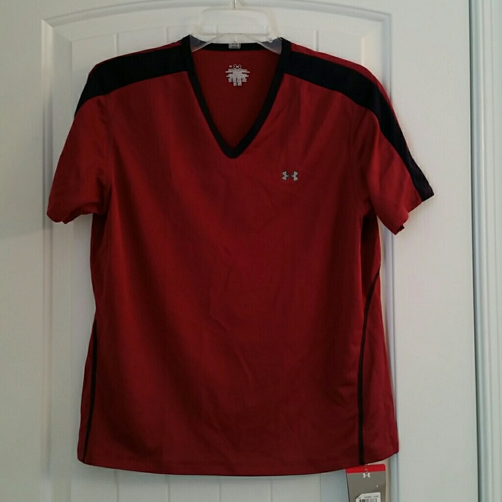 Womens heatgear Under Armour shirt