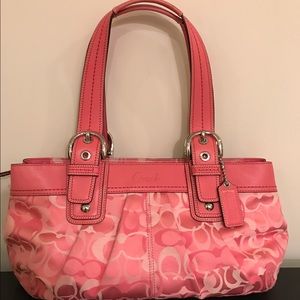 Coach Handbags - COACH Purse ❤️