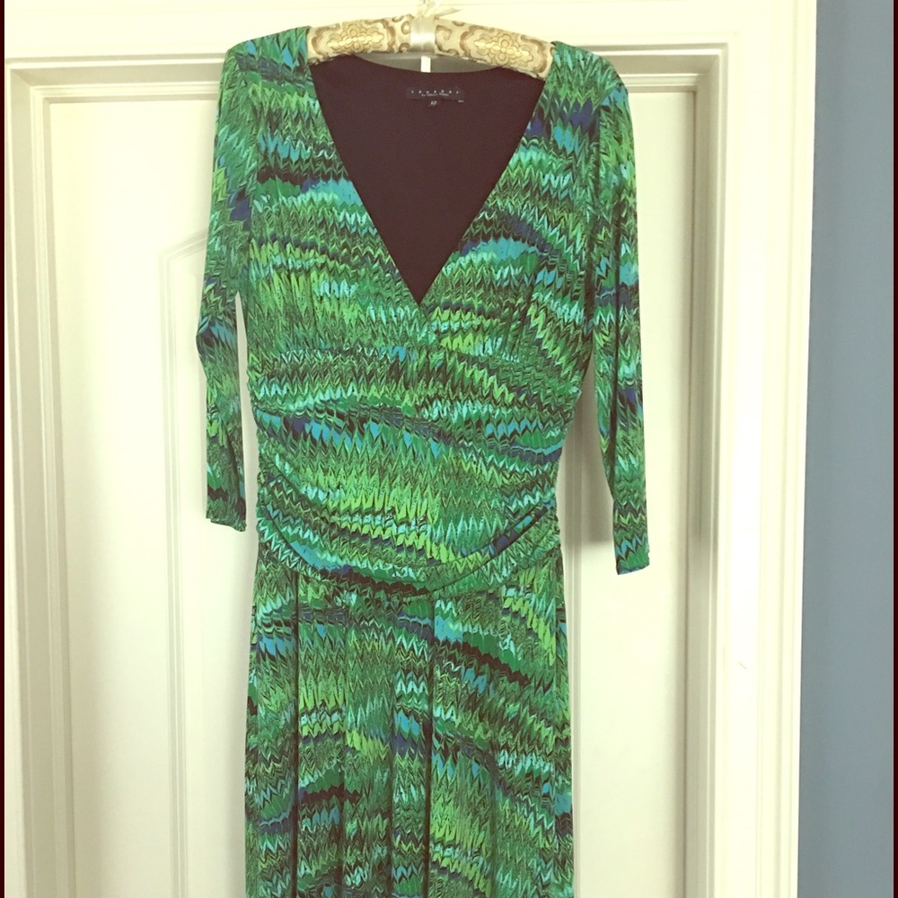 Jersey knit dress! laundry by shelli segal