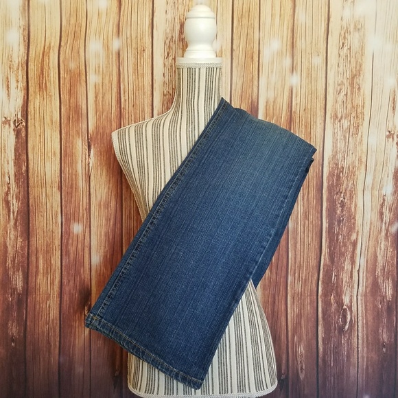 Gloria Vanderbilt ▪ Bootcut Denim Jeans - Picture 4 of 4