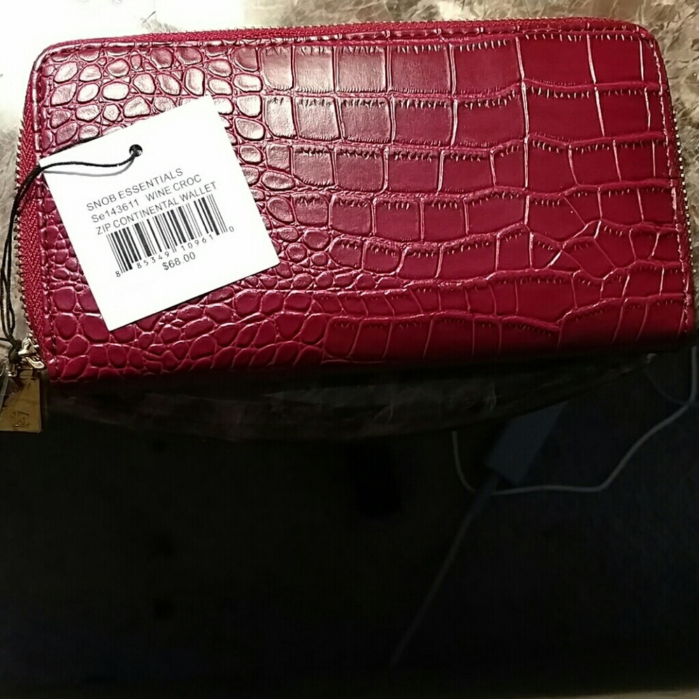 NWT Snob Essentials wallet