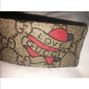 Authentic Men's Gucci 34-36 belt