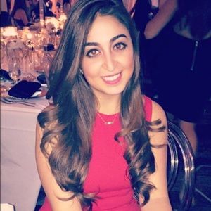 Meet your Posher, Julia