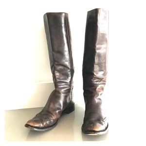 Burberry riding boot