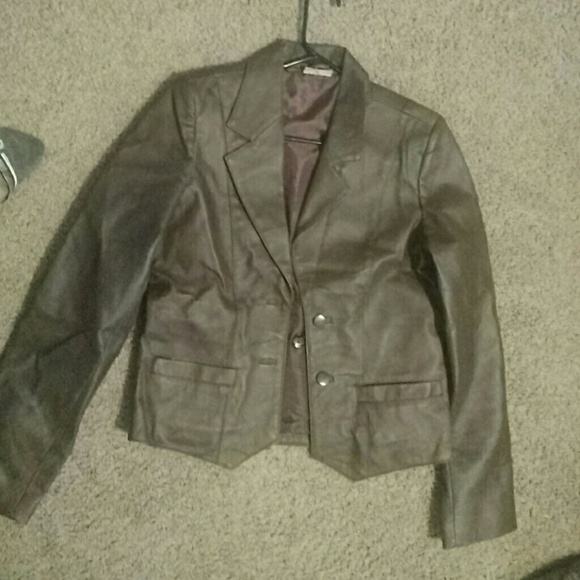 Leather jacket - Picture 1 of 1