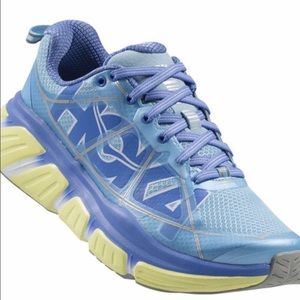 Hoka One One Women's Infinite Running Shoes