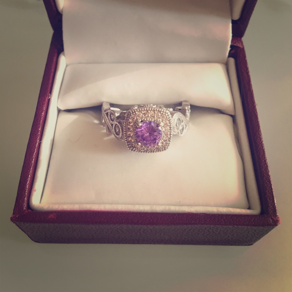 Fragrant Jewels ring size 9