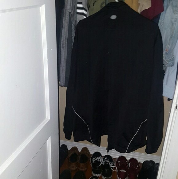 Nike jacket - Picture 3 of 4