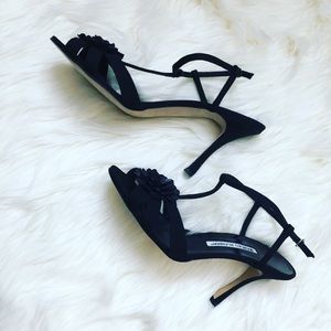 🖤SOLD🖤Black Manolo Blahnik heels