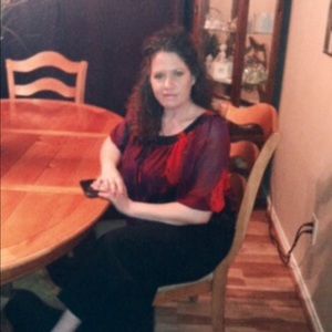 Meet your Posher, Julia