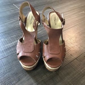 SBICCA Cognac wedges