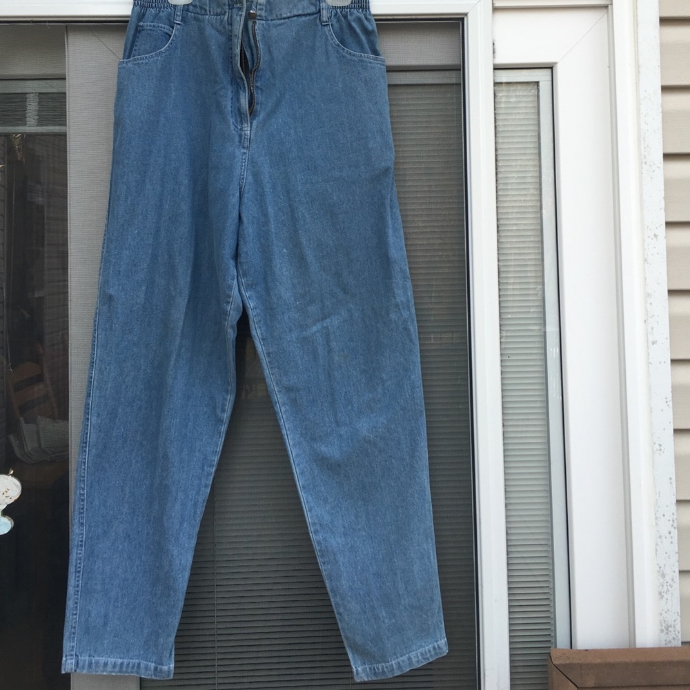 Capacity Light Denim Jeans