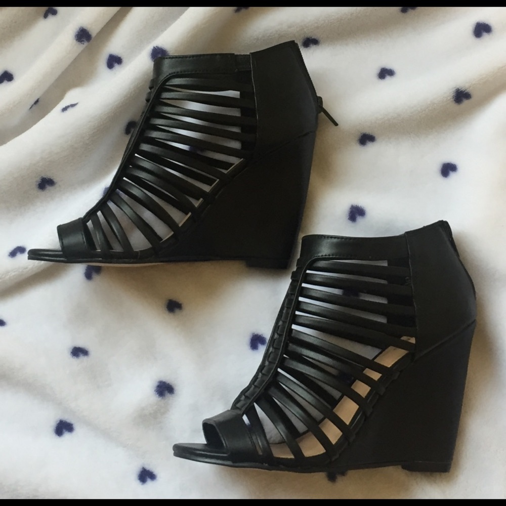 Wedge sandals