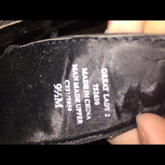 9 1/2 black wedges - Picture 2 of 2