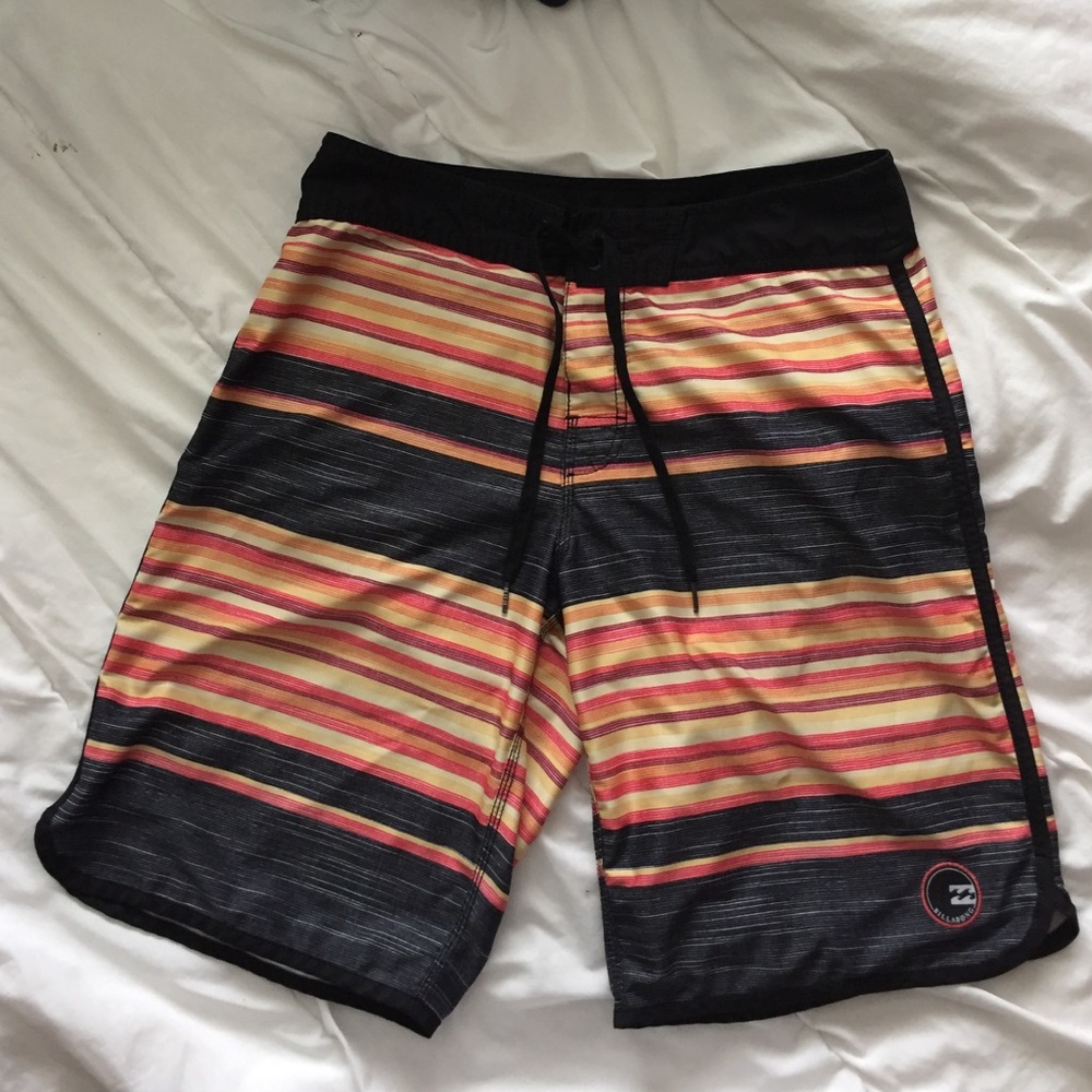 Men's Billabong Board shorts - Size 32
