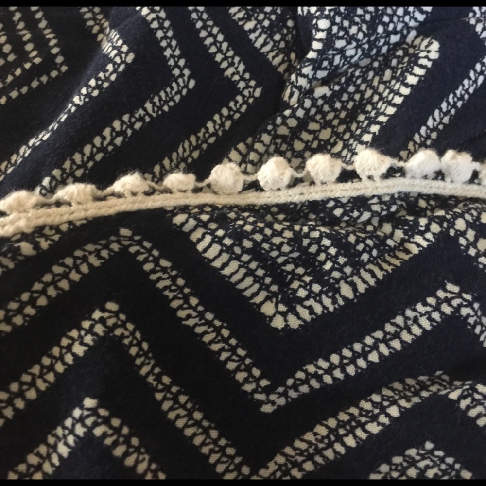 Shorts - Picture 4 of 4