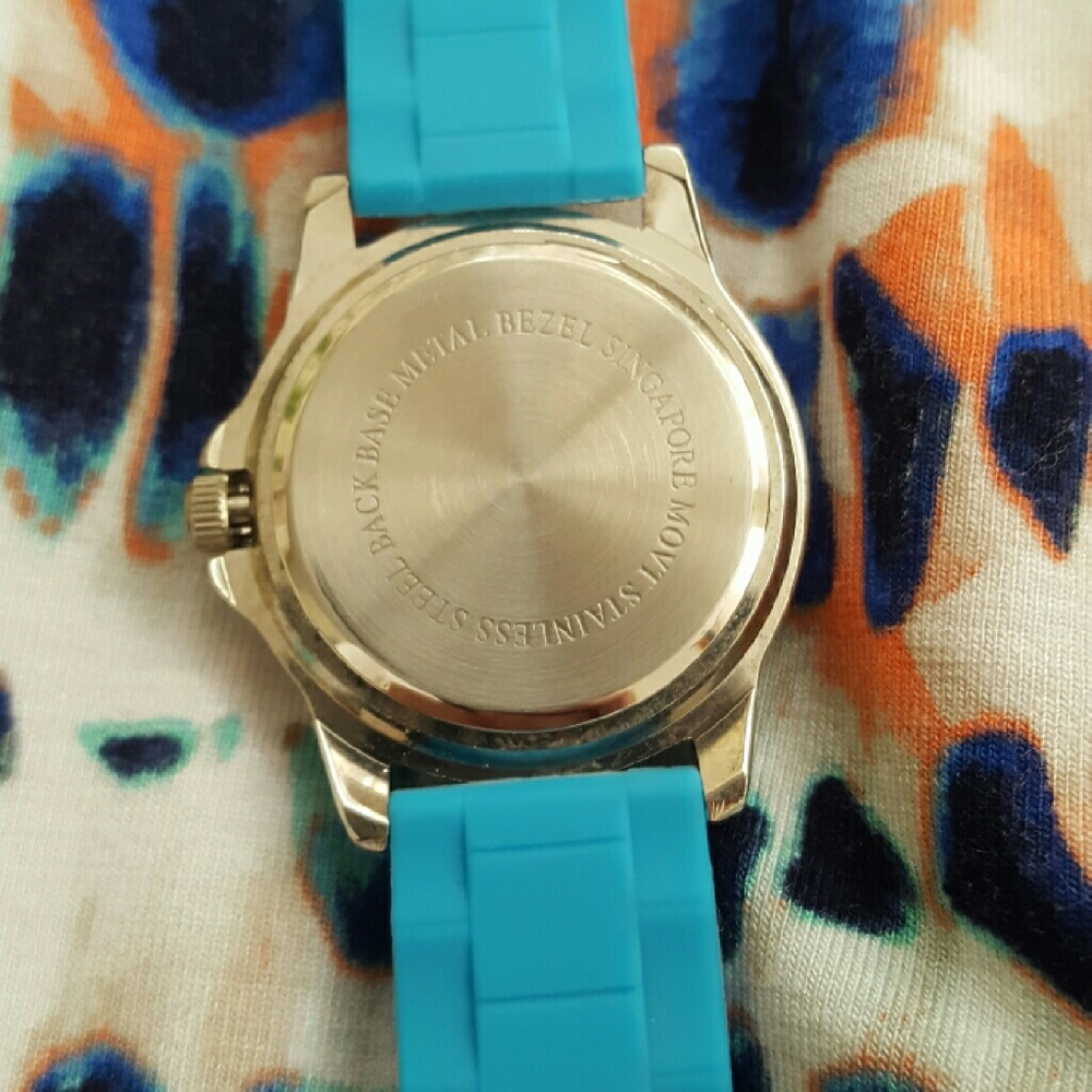 Rhinestone Watch - Picture 3 of 4