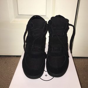 Steve Madden Black Heights