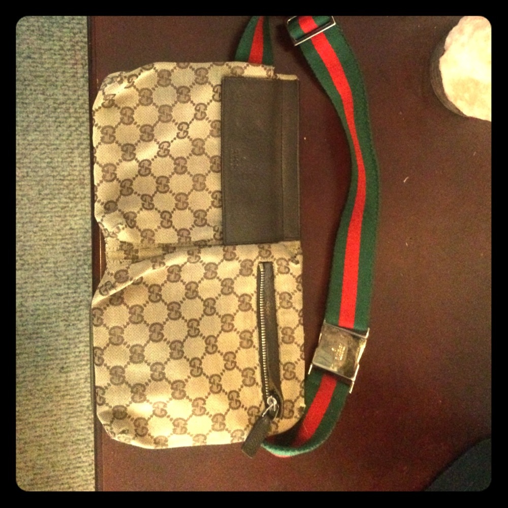 Authentic Gucci Fanny pack