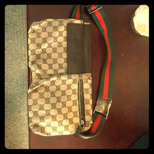 Authentic Gucci Fanny pack