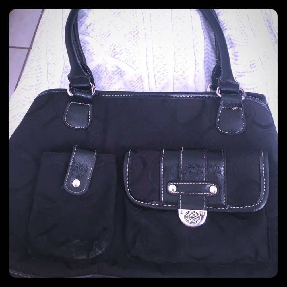 Black fabric purse with Multiple Pockets