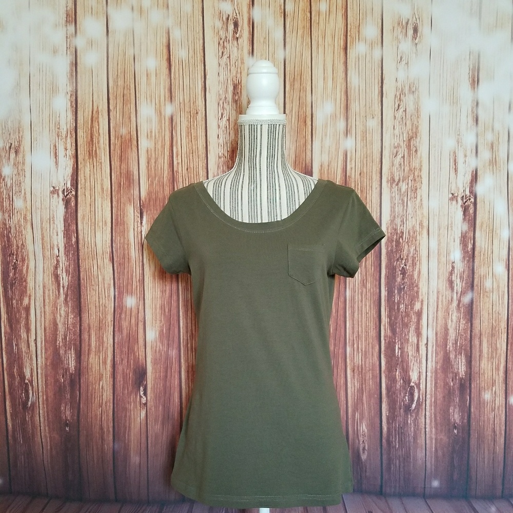 Personal Identity ▪ Short-Sleeved Pocket Tee