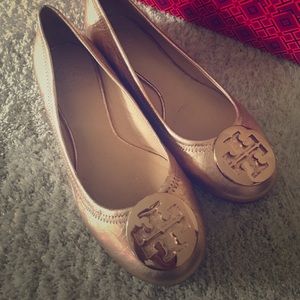 Tory Butch Rose Gold Reva Sz 7