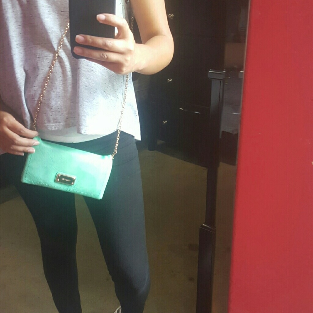 Nine West wallet