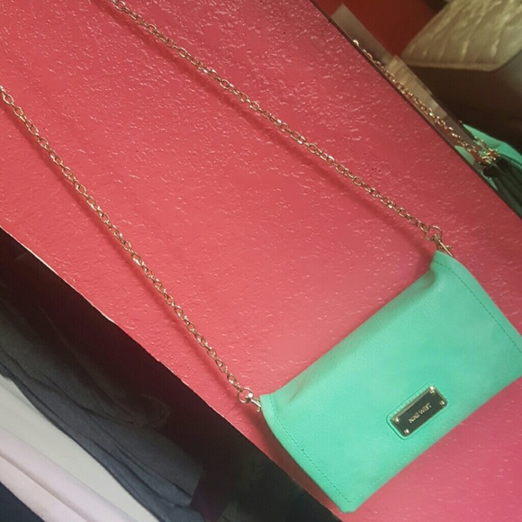 Nine West wallet - Picture 2 of 4