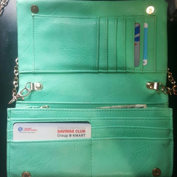 Nine West wallet - Picture 4 of 4