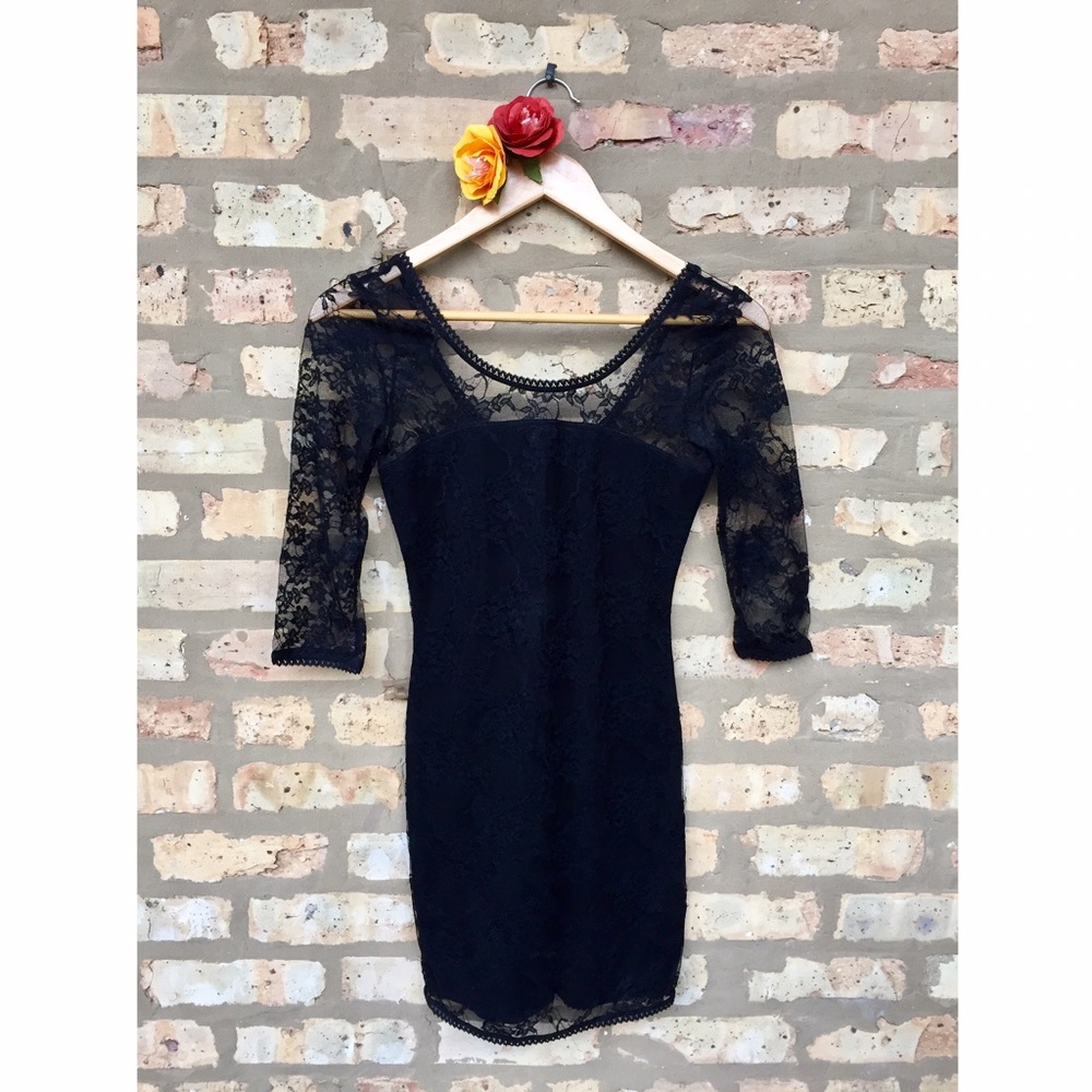 Black Lace Bodycon Dress